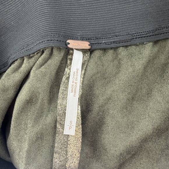 NEW Free People Vegan Leather Metallic Gold Wide Leg Track Pants Size SMALL - Picture 8 of 8